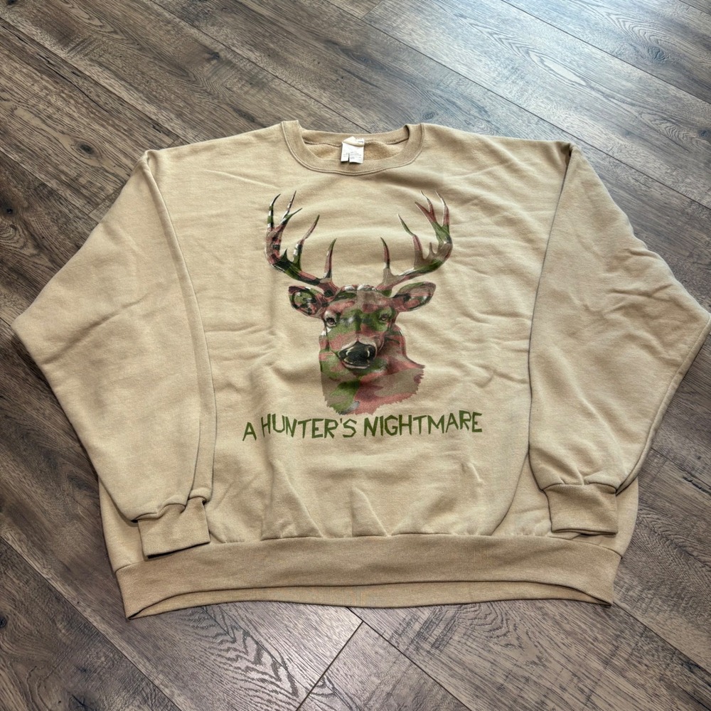 American Tradition Sweatshirt Mens 2XL Tan A Hunters Nightmare Buck Camo